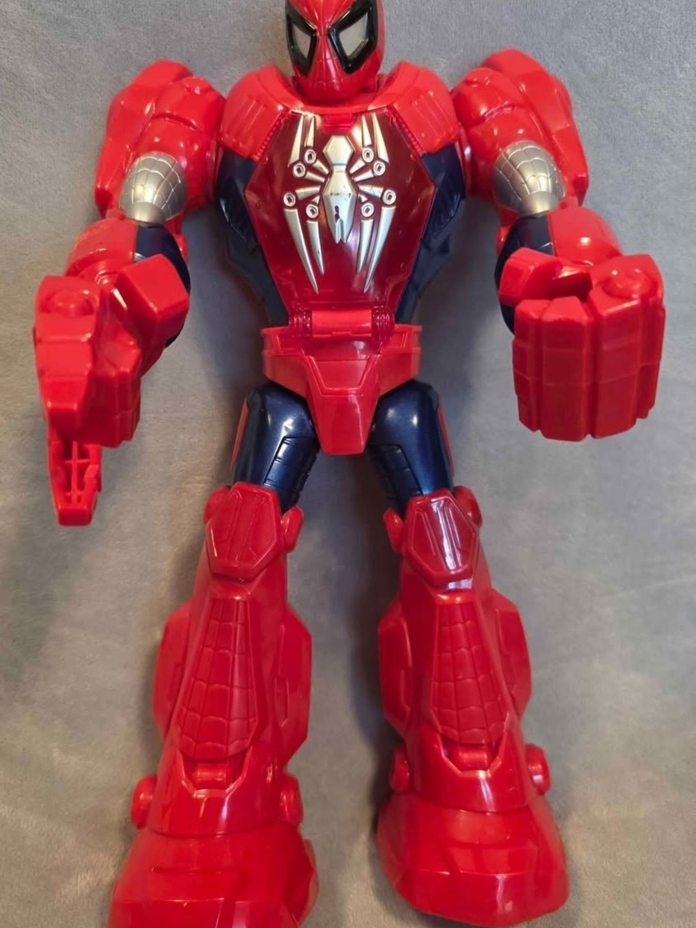 Playskool Heroes Marvel Super Hero Adventures Mech Armor Spider-Man